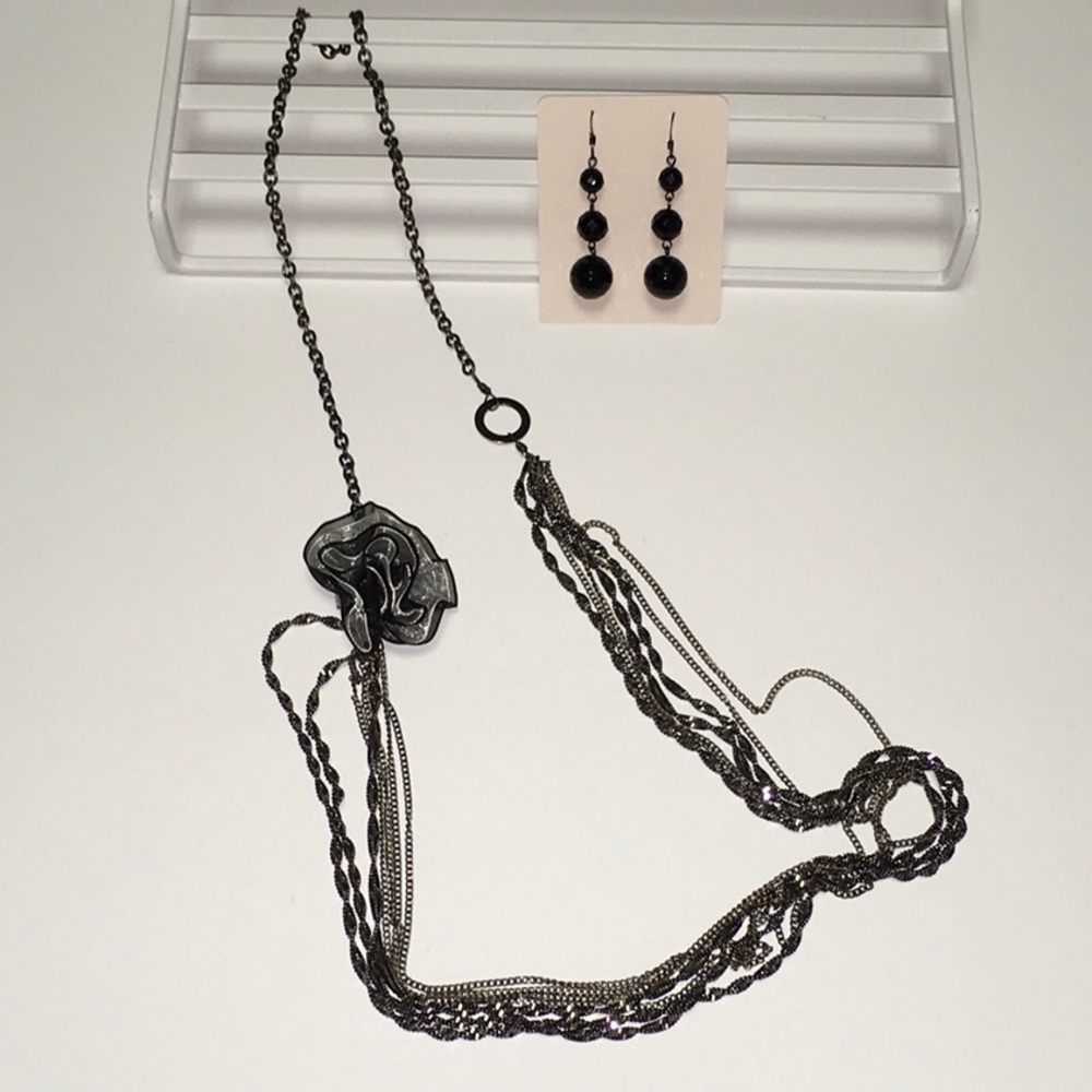 Earring and Necklace Set